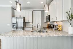 Foto del edificio - 45 Hatton Ct