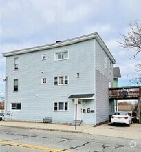 Building Photo - 220 Logee St