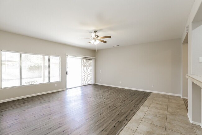 Building Photo - 5111 W Grenadine Rd