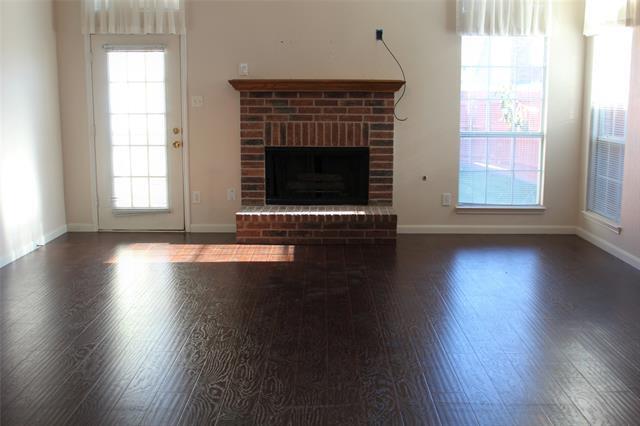 Building Photo - 2118 Foxglove Ct