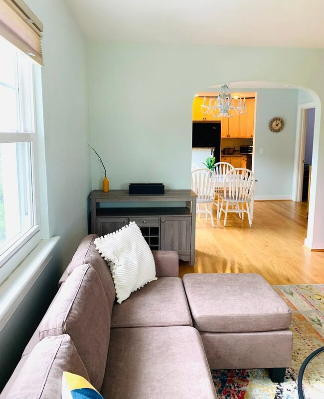 Living Room/Kitchen - 213 Gordon St