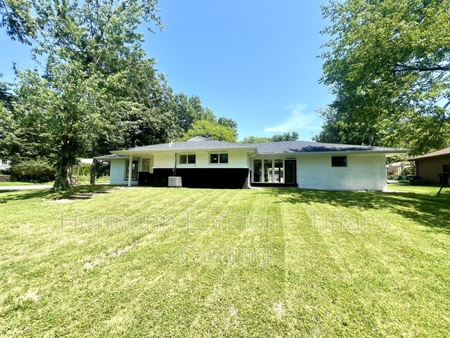 Foto del edificio - 7738 Kenridge Ln