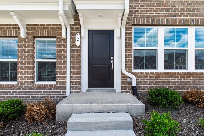 Foto del edificio - Brand-New Townhome in Renaissance at White Oak – 3BR/2.5BA, 1,550 SF