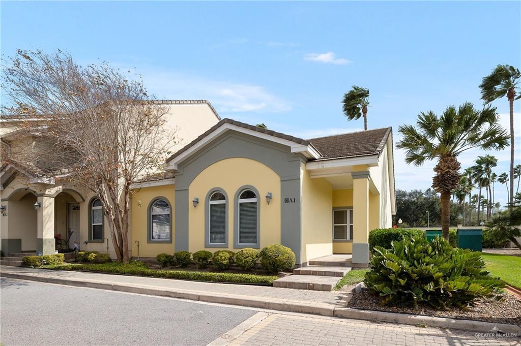 Primary Photo - 800 Sunset Dr