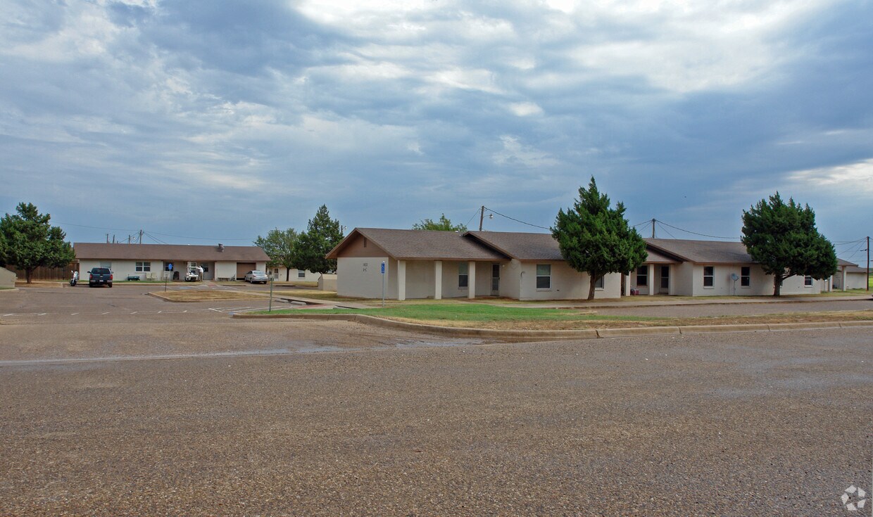 Primary Photo - Cottonwood Square