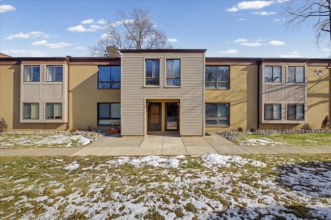 Photo - 66 Banner Ct Townhome