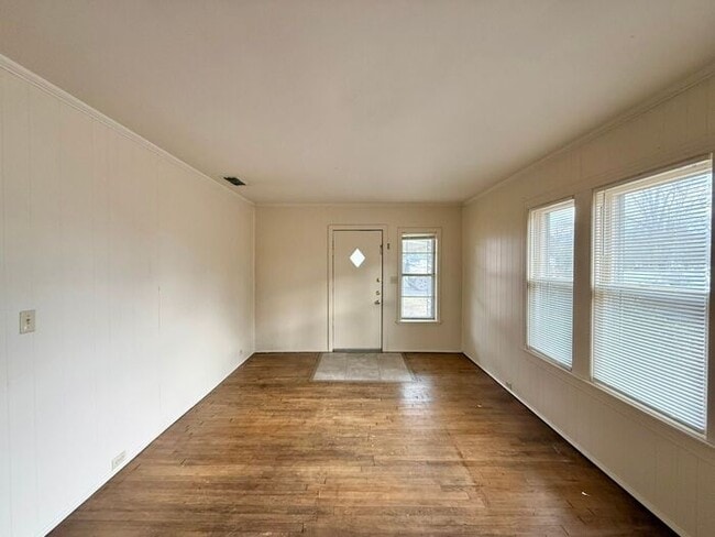 Foto del edificio - Tour Today! 2 Bedroom, 1 Bath Home