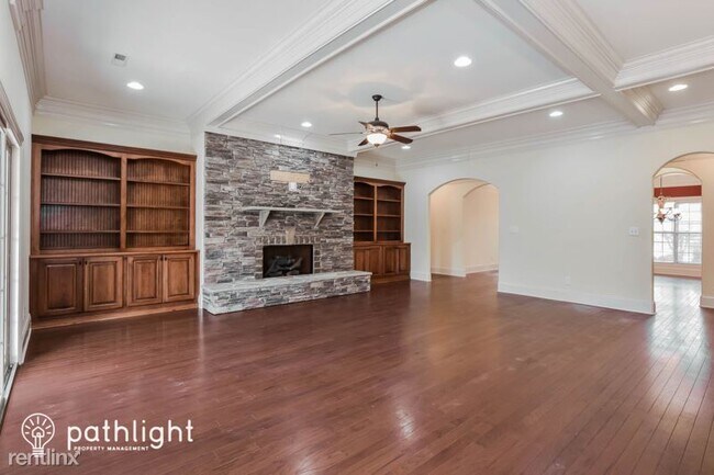 Foto del edificio - 4 br, 3 bath House - 114 Crystal Springs D...