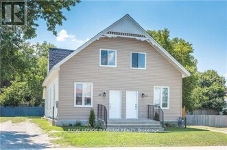 Building Photo - 41 Gowan St