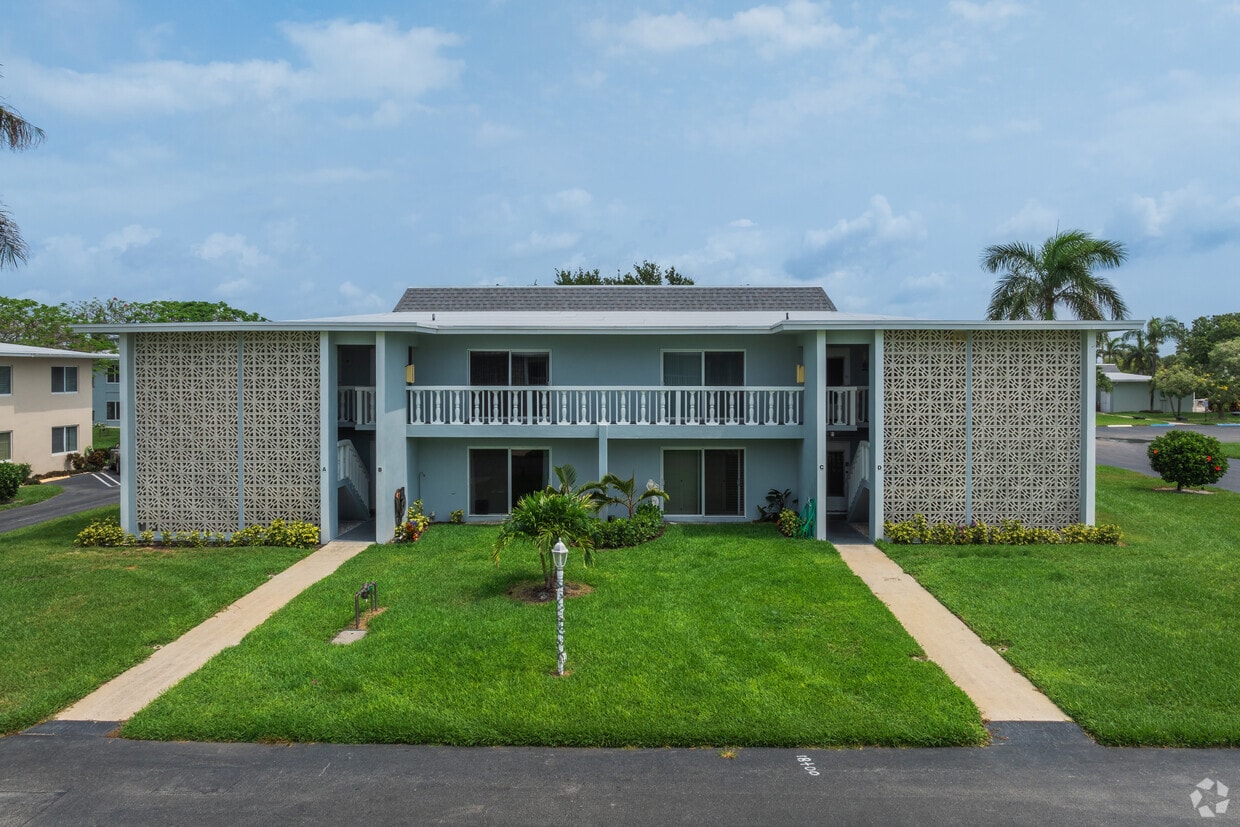 Entrance - High Point West Condominiums
