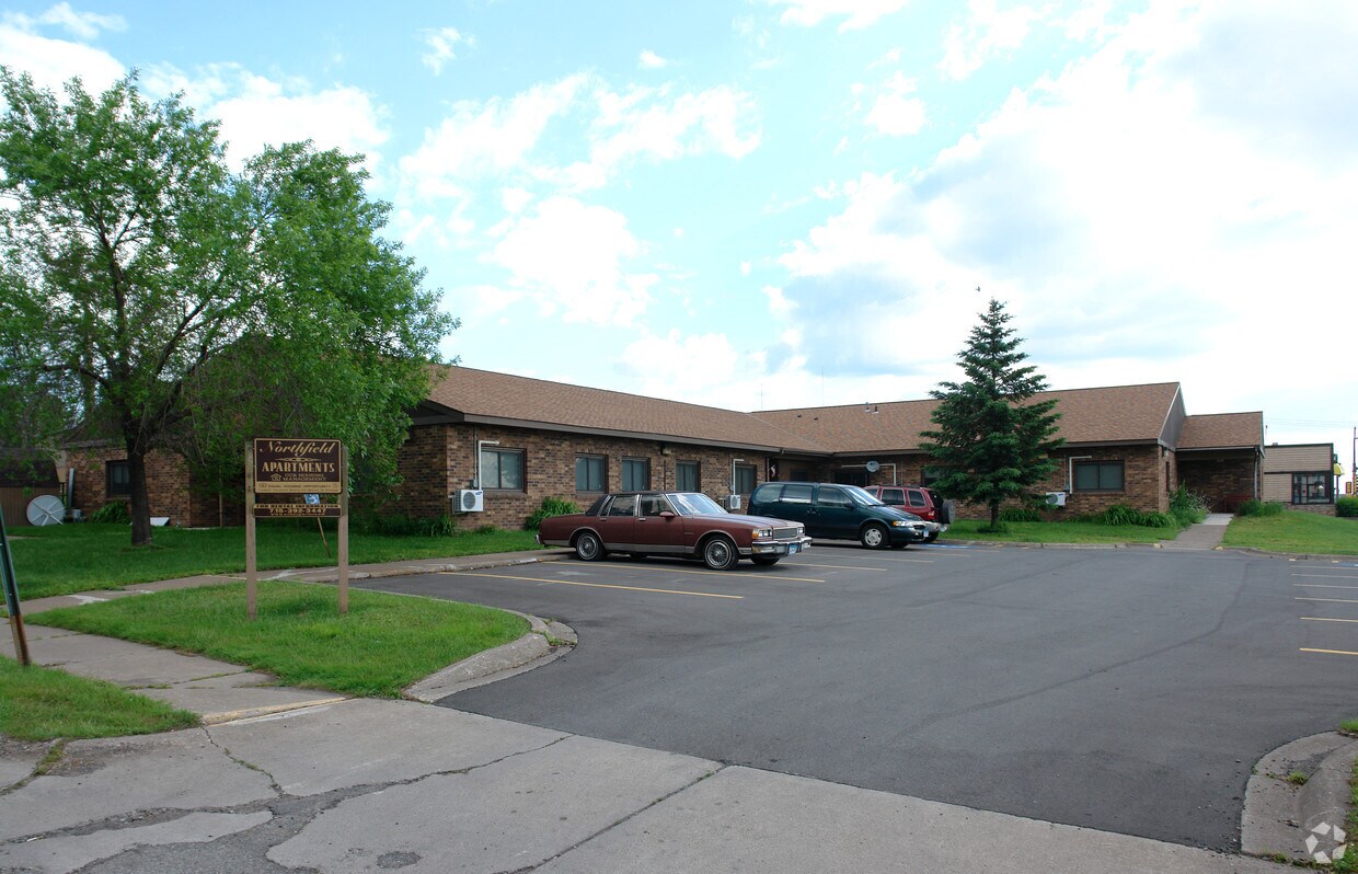 Building Photo - 2713 Superior St