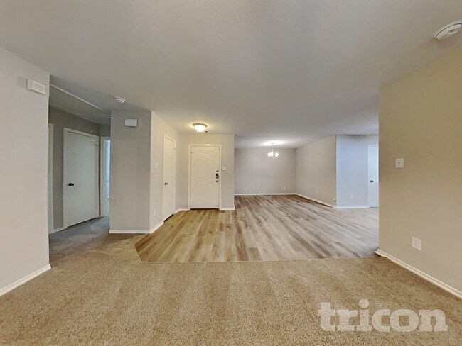 Foto del edificio - 1607 Katydid Ct