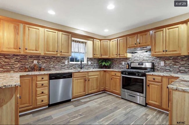 Building Photo - 3230 Grey Fox Cir