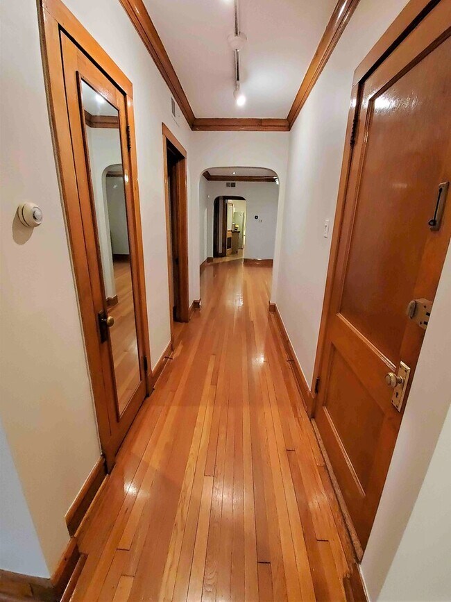 Foto del edificio - 3922 N Monticello Ave