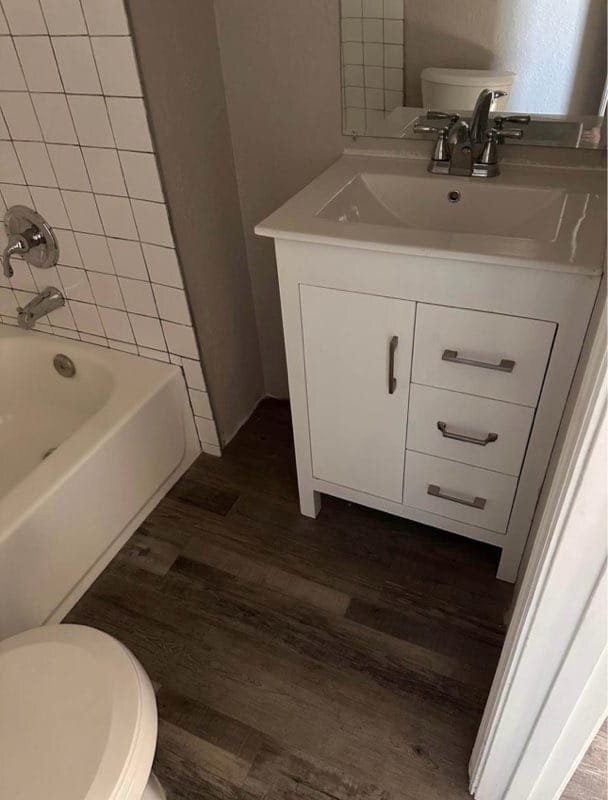 Foto del edificio - 1418 Woodlawn Ave