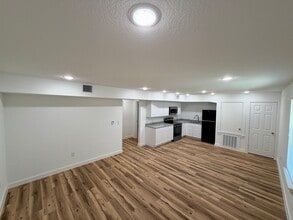 Building Photo - 2703 Observation Dr