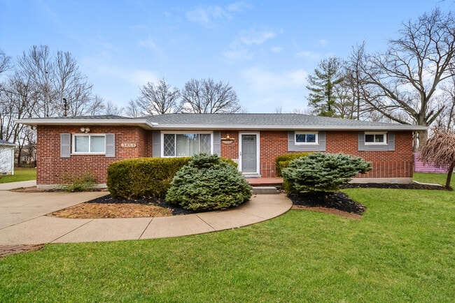Building Photo - 3864 Townsley Dr