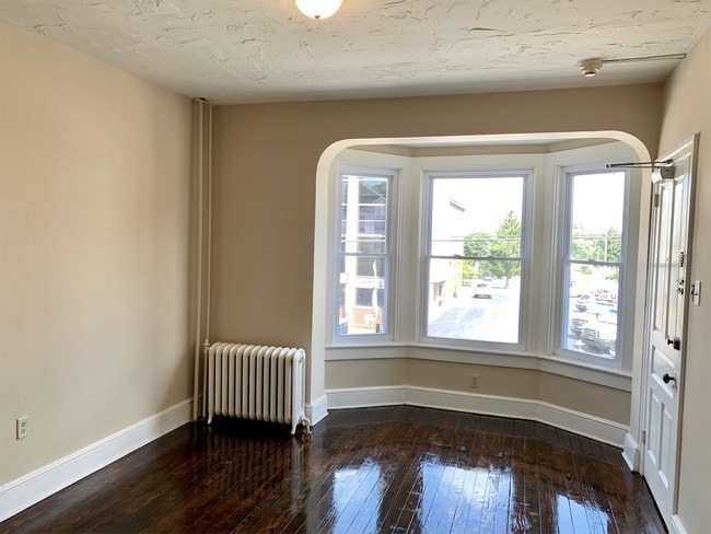 Foto del edificio - 1132-1134 N George St