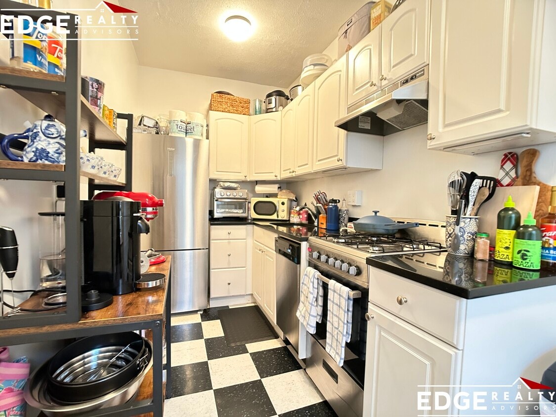 Photo - 120 Brainerd Rd. Unit 12