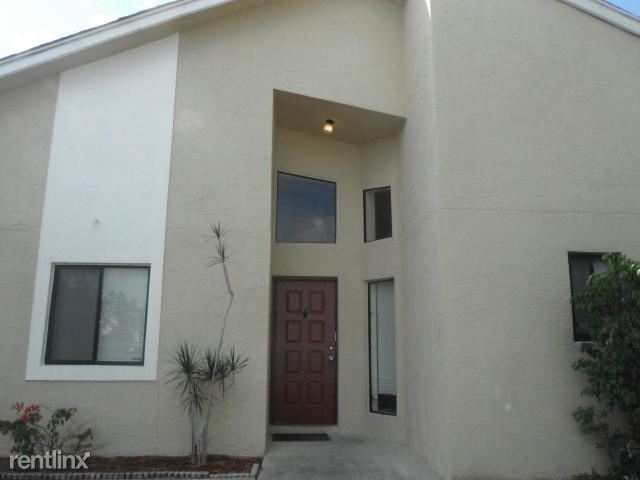 Foto del edificio - 5865 Strawberry Lakes Cir