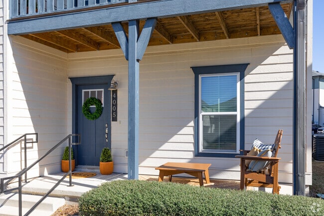 Building Photo - The Junction at College Station