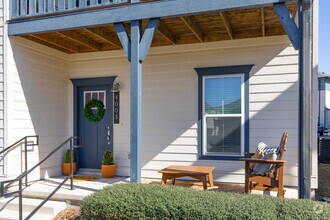 Building Photo - The Junction at College Station