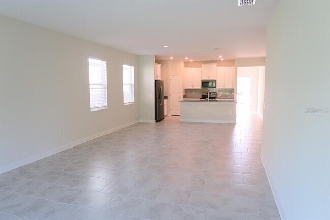 Building Photo - 4333 Seven Canyons Dr