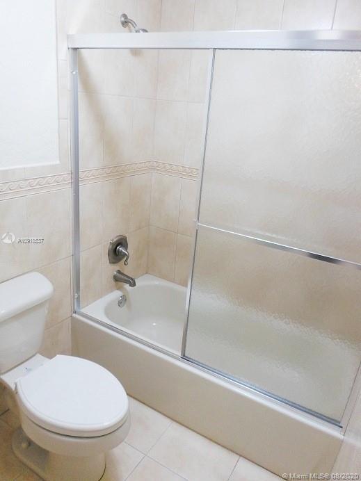 Foto del edificio - 6960 NW 186th St