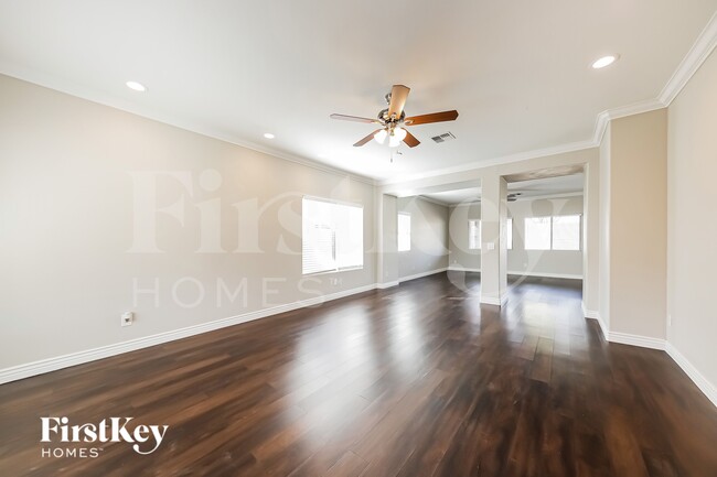 Foto del edificio - 15150 N 146th Ave