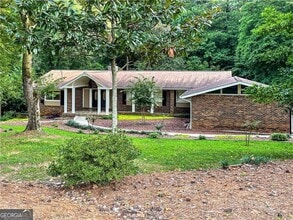 Building Photo - 3115 Brookview Rd