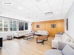Foto principal - 60 E 56th St