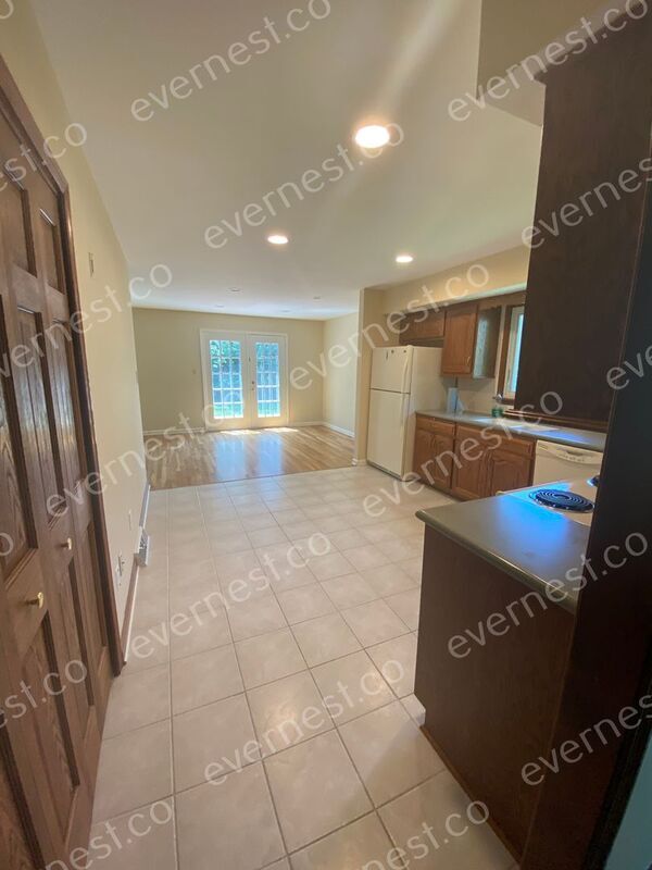 Foto del edificio - 3701 Reed Rd
