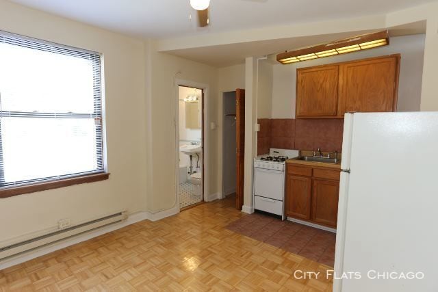 Building Photo - 505 W Belmont Ave