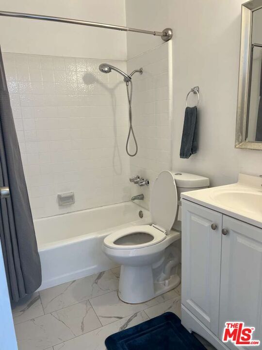 Foto del edificio - 931 New Depot St