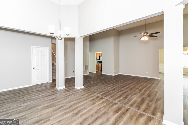 Foto del edificio - 4223 Butternut Pl