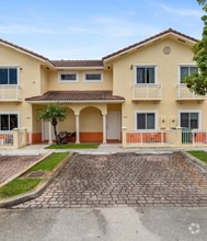 Building Photo - 10832 NW 74th Ct