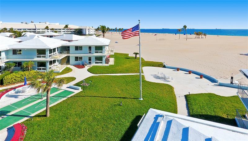 Foto principal - 1956 S Ocean Ln