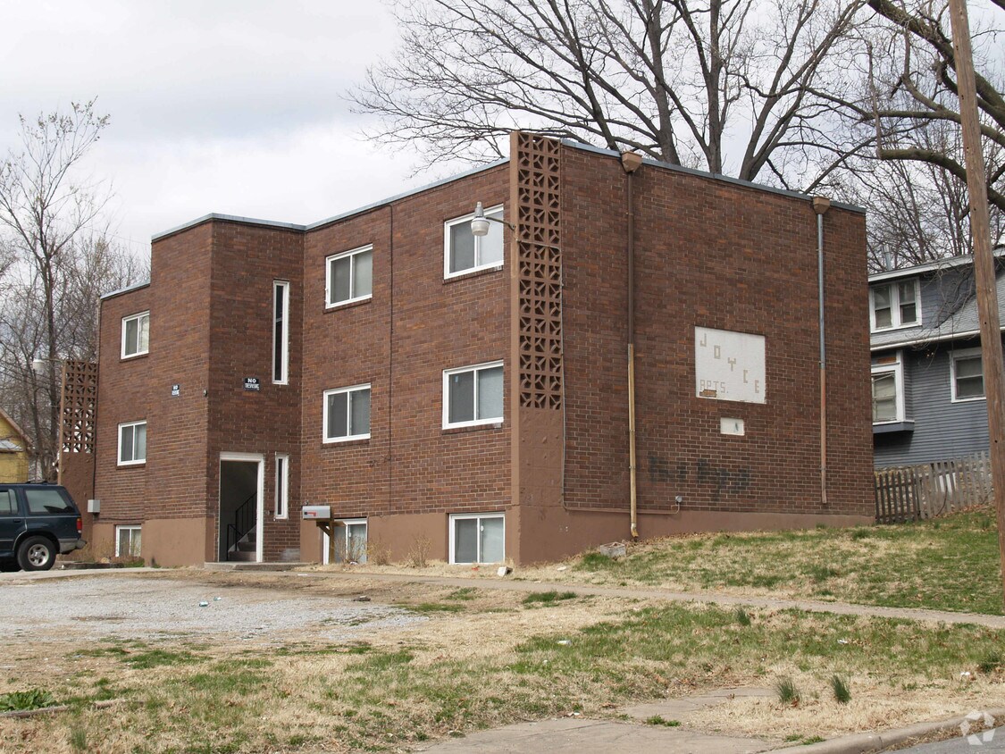 Primary Photo - 1704 N 25th St