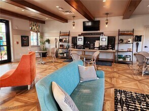 Building Photo - 11884 Hickory Estate Cir