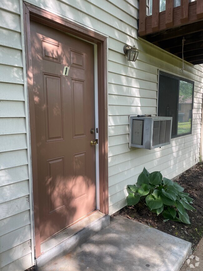Building Photo - 1014 Danwood Ln