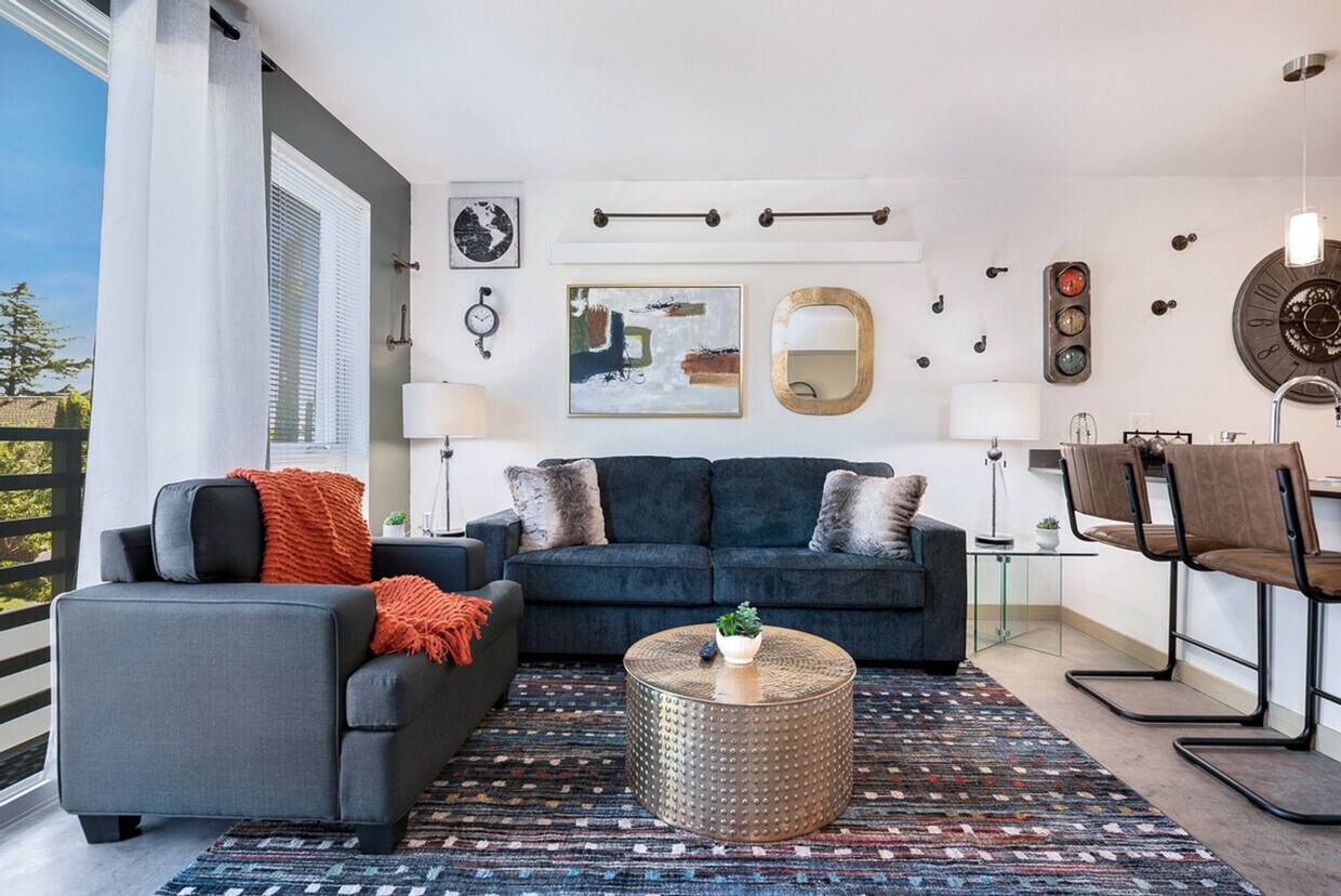 Foto principal - 2821 Beacon Ave S