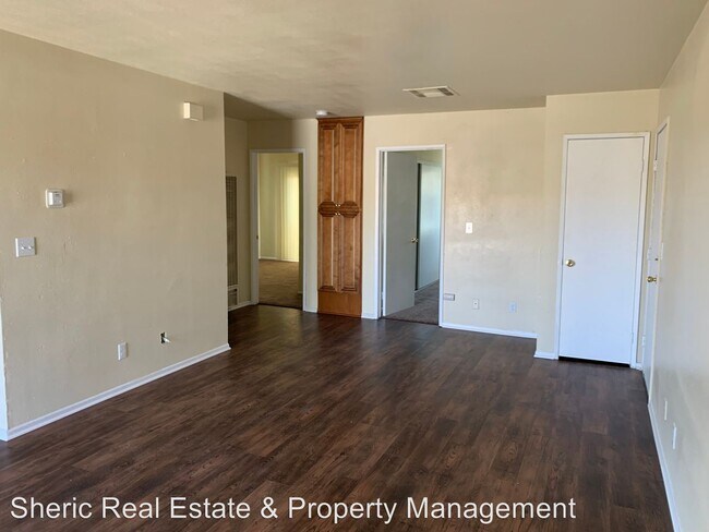 Building Photo - 2 br, 2 bath House - 56937 Cassia Drive #B