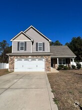 Building Photo - 223 Bayleaf Dr
