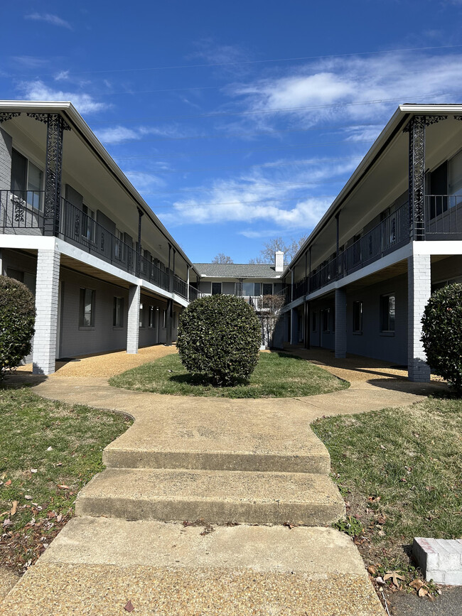 Building Photo - Crestview Apartments