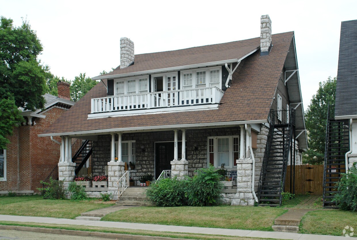 Primary Photo - 502 Russell St