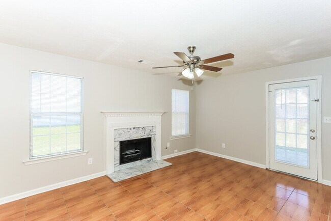 Building Photo - 833 Rock Shoal Ct