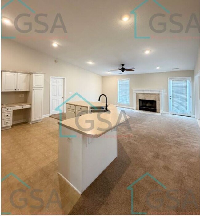 Foto del edificio - 225 Laurel Trace Cir