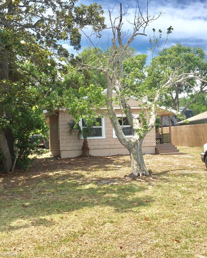 Foto principal - 3 br, 3 bath House - 523 Lafayette St