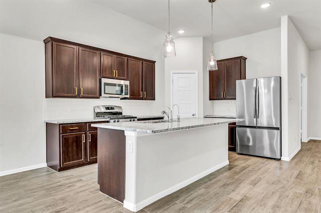 Building Photo - 1305 Porizek Pl