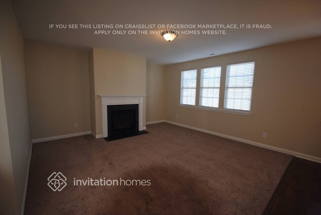 Building Photo - 20 W Smoketree Ct